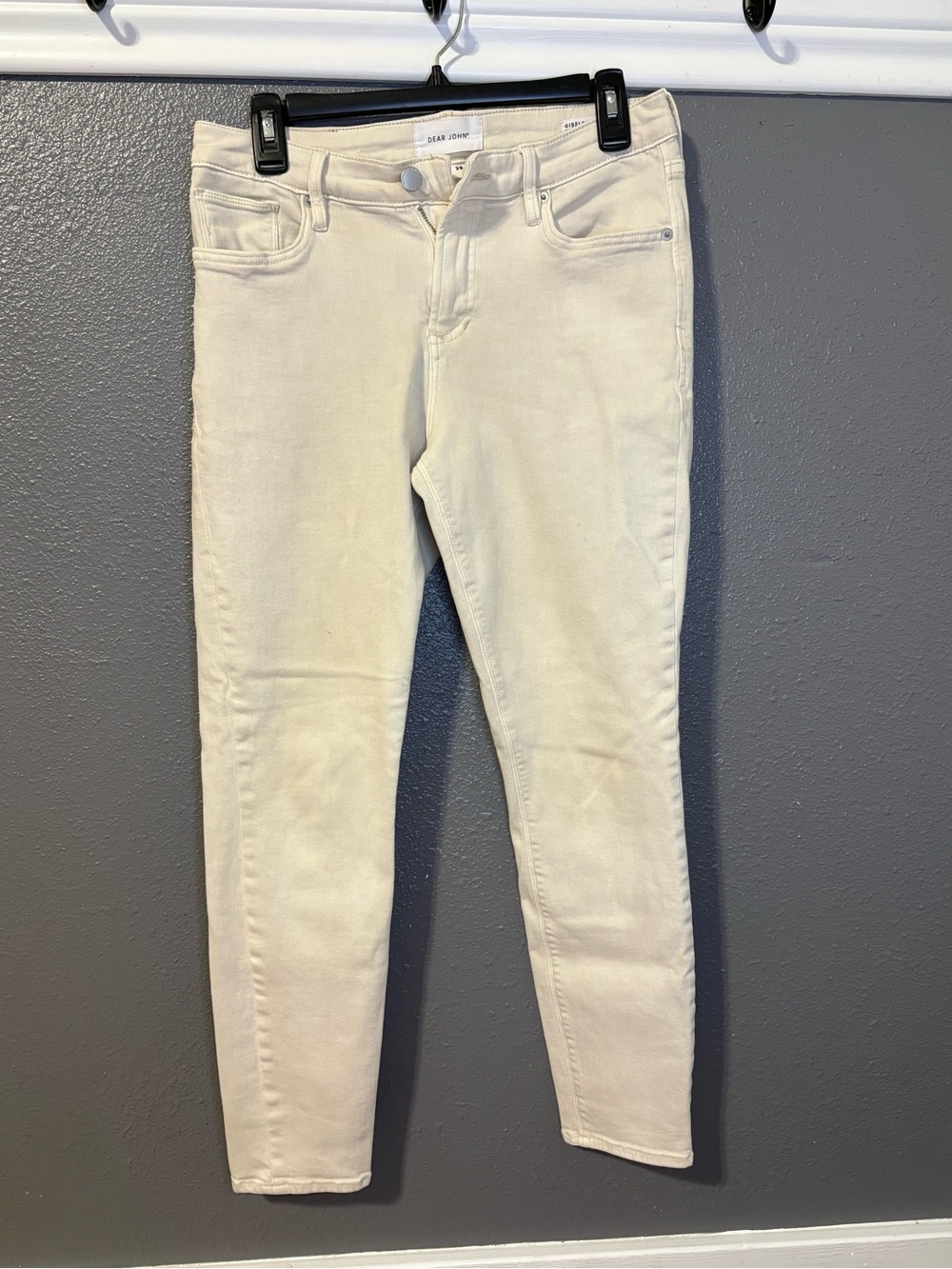 Dear John Jeans mid-rise skinny jeans in an off-white wash size 29 (SKU 303)
